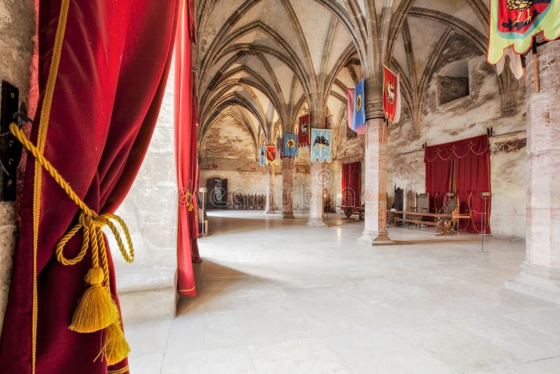 Sala de recepção medieval do castelo foto de stock royalty free Sala de recepção medieval do castelo foto de stock royalty free
