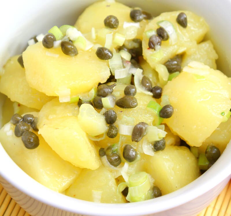 Salad of potatoes and capers