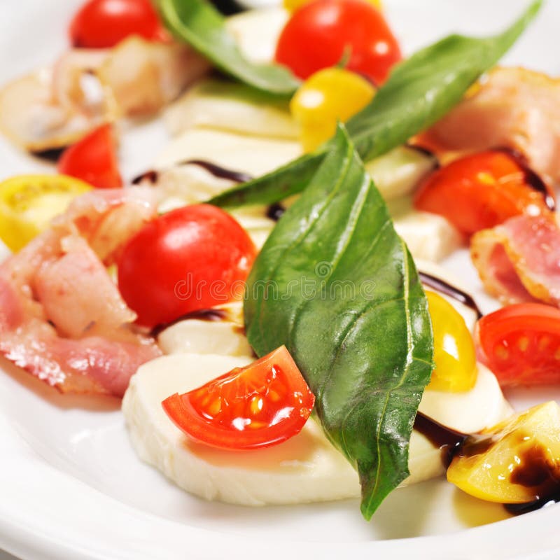 Salad - Tomato with Mozzarella