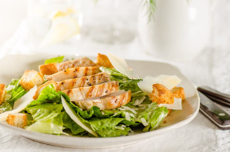 Salade de César de poulet photos stock Salade de César de poulet photos stock