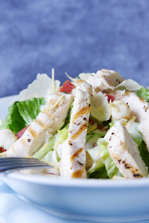 Salade de César de poulet photo stock