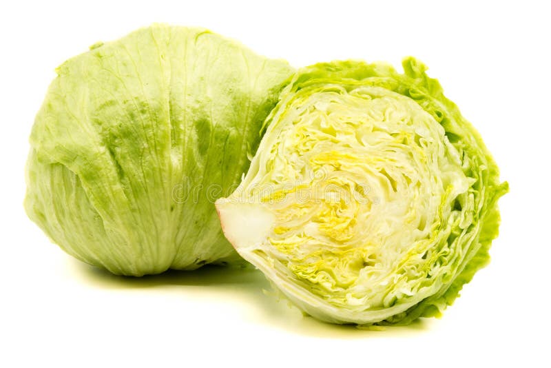 Salade 'Iceberg' verte d'isolement sur le fond blanc photo stock Salade 'Iceberg' verte d'isolement sur le fond blanc photo stock