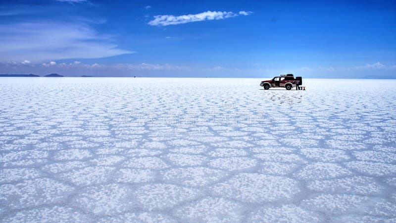 Salar de Uyuni Bolivia salt desert - lonely car