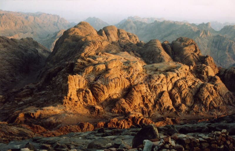 Salida del sol en el monte Sinaí 2