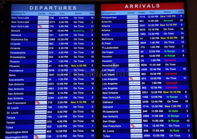 Salidas y llegadas en el aeropuerto de Dallas imágenes de archivo libres de regalías Salidas y llegadas en el aeropuerto de Dallas imágenes de archivo libres de regalías