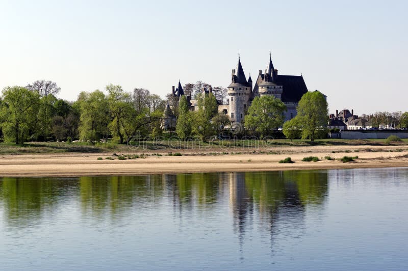 Salissez le château de la Loire de sur image libre de droits Salissez le château de la Loire de sur image libre de droits