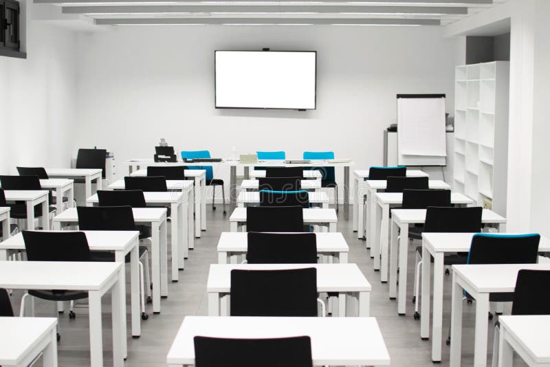 Salle De Classe Vide Lyc E Ou Bureau Ou Table D Universit Avec Un Stylo Sur Le Dessus Photo Stock Image Du Classroom Classe