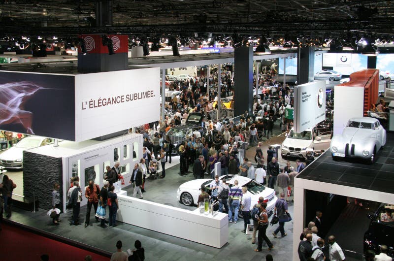 Sesto Elemento Dans Le Salon De L'Automobile De Paris Image