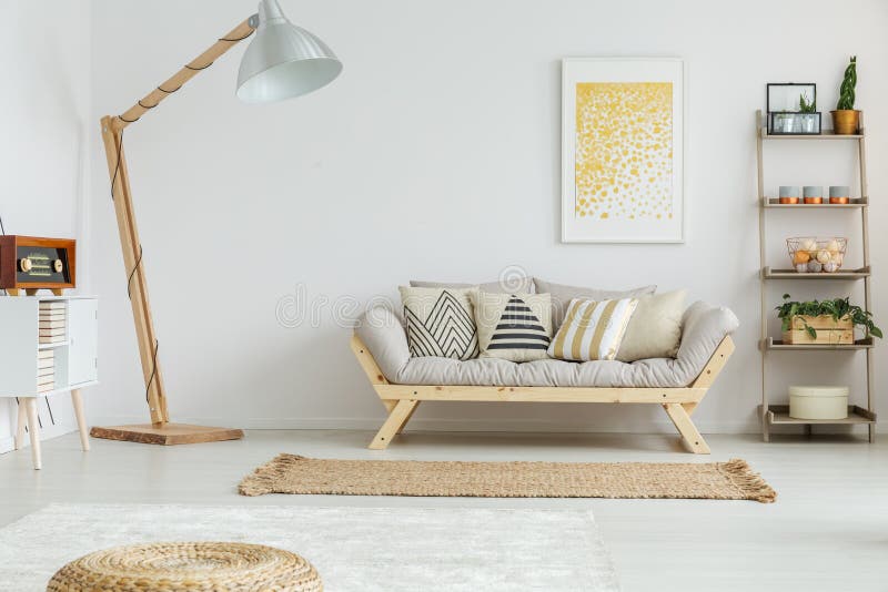 Salon spacieux et blanc photo stock Salon spacieux et blanc photo stock