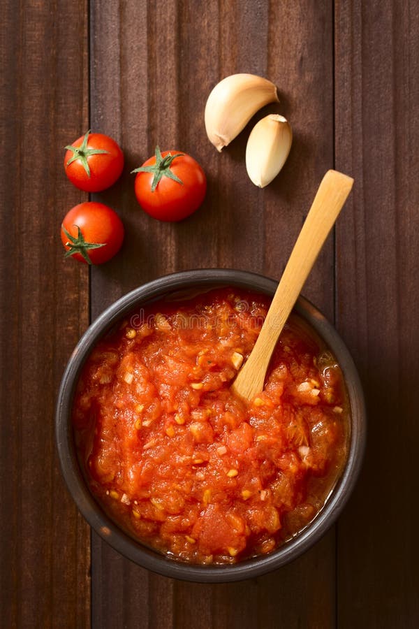 Salsa de tomate hecha en casa de Marinara o de Pomodoro