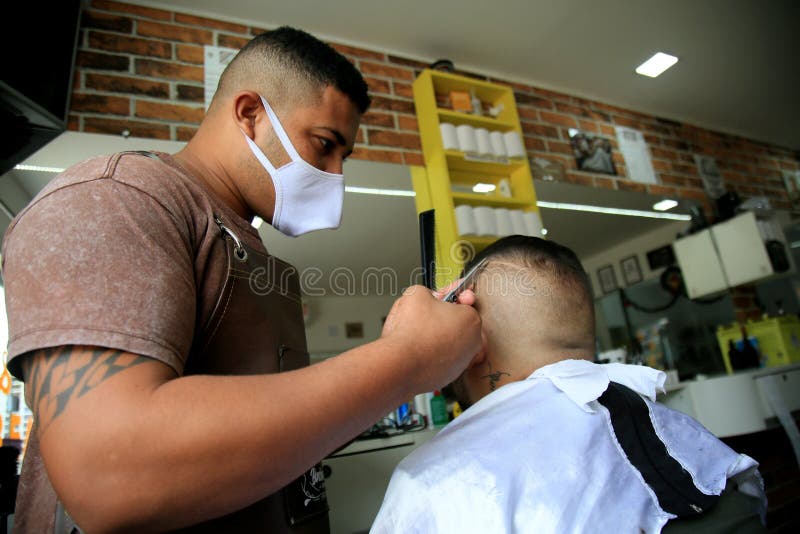 BRAZILIAN, BARBERSHOP, BARBERO