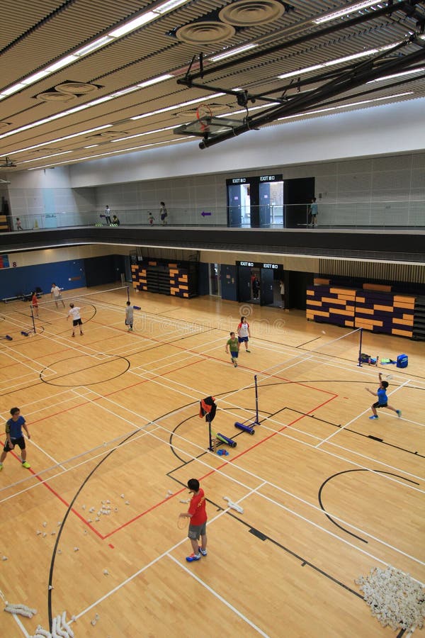 Salão do badminton de Hong Kong em Hang Hau Sports Centre fotos de stock Salão do badminton de Hong Kong em Hang Hau Sports Centre fotos de stock