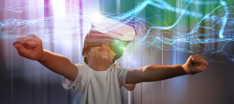 Sammansatt bild av den lyckliga pojken som använder virtuell verklighetexponeringsglas royaltyfria bilder Sammansatt bild av den lyckliga pojken som använder virtuell verklighetexponeringsglas royaltyfria bilder
