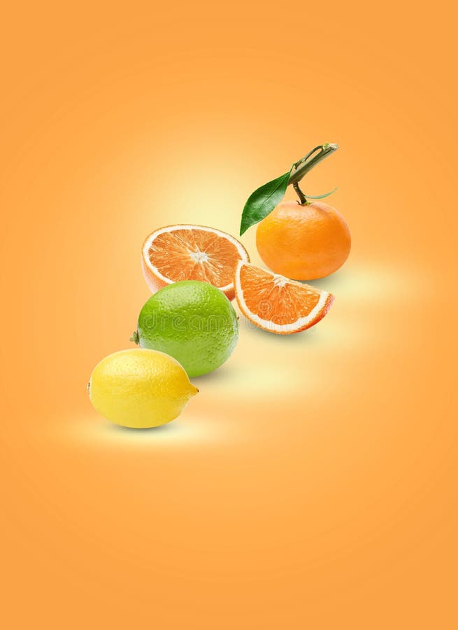 Sammansättning av olika citrusfrukter på en orange bakgrund Bearbeta för konst av skuggor och viktig arkivbilder Sammansättning av olika citrusfrukter på en orange bakgrund Bearbeta för konst av skuggor och viktig arkivbilder