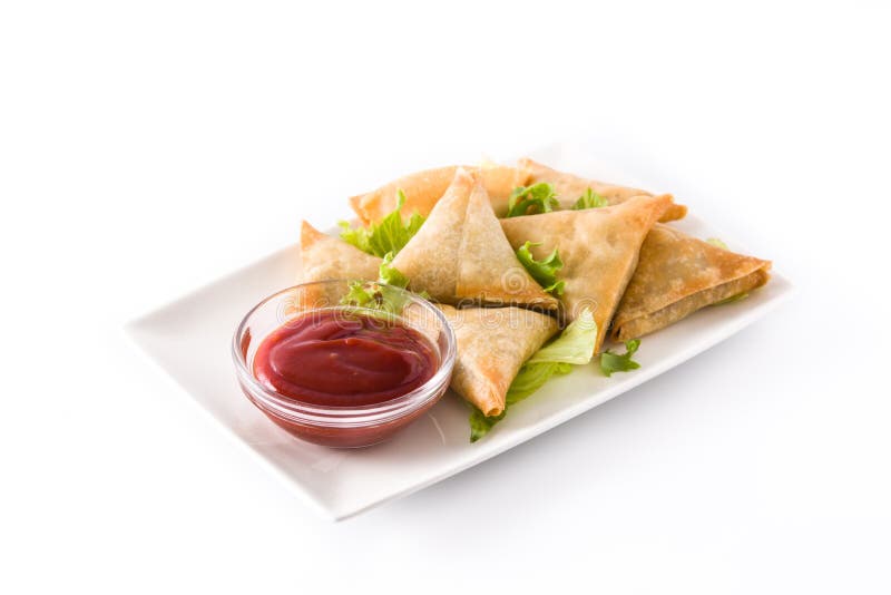 Samsa ou samosas com a carne e os vegetais isolados Alimento indiano tradicional imagens de stock royalty free Samsa ou samosas com a carne e os vegetais isolados Alimento indiano tradicional imagens de stock royalty free