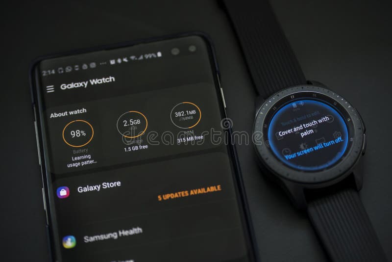 cover and touch with palm galaxy watch