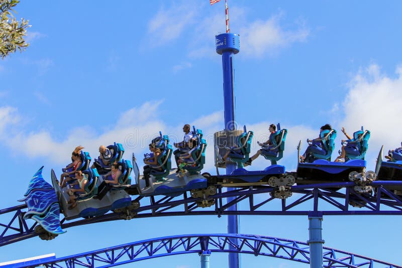 Roller coaster seaworld hi-res stock photography and images - Alamy