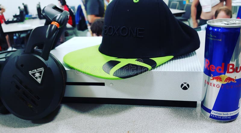 Redbull At San Diego Comic Con Editorial Photo Image Of Redbull Enjoying