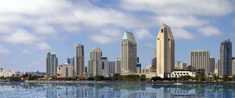 Paisagem urbana costeira do centro de San Diego foto de stock