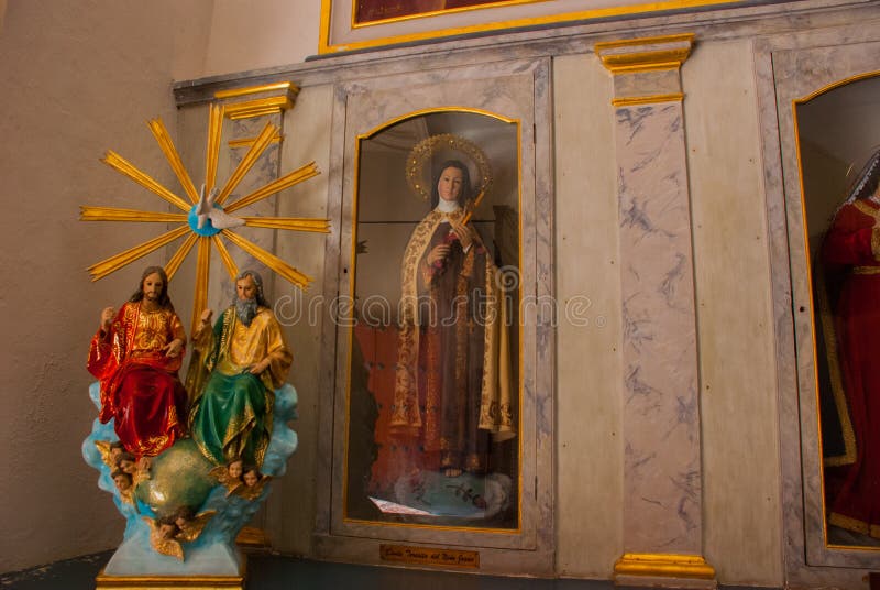 San Francisco de Campeche, Mexico Inre domkyrka i Campeche arkivfoto San Francisco de Campeche, Mexico Inre domkyrka i Campeche arkivfoto