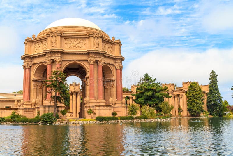 San Francisco, Exploratorium e palazzo di di arti immagini stock libere da diritti San Francisco, Exploratorium e palazzo di di arti immagini stock libere da diritti