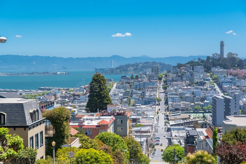 San Francisco, Lombard Street lizenzfreies stockbild San Francisco, Lombard Street lizenzfreies stockbild