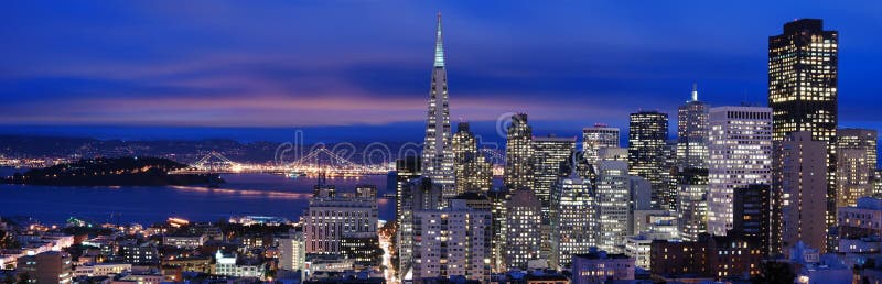 San Francisco - panorama 2 de la noche