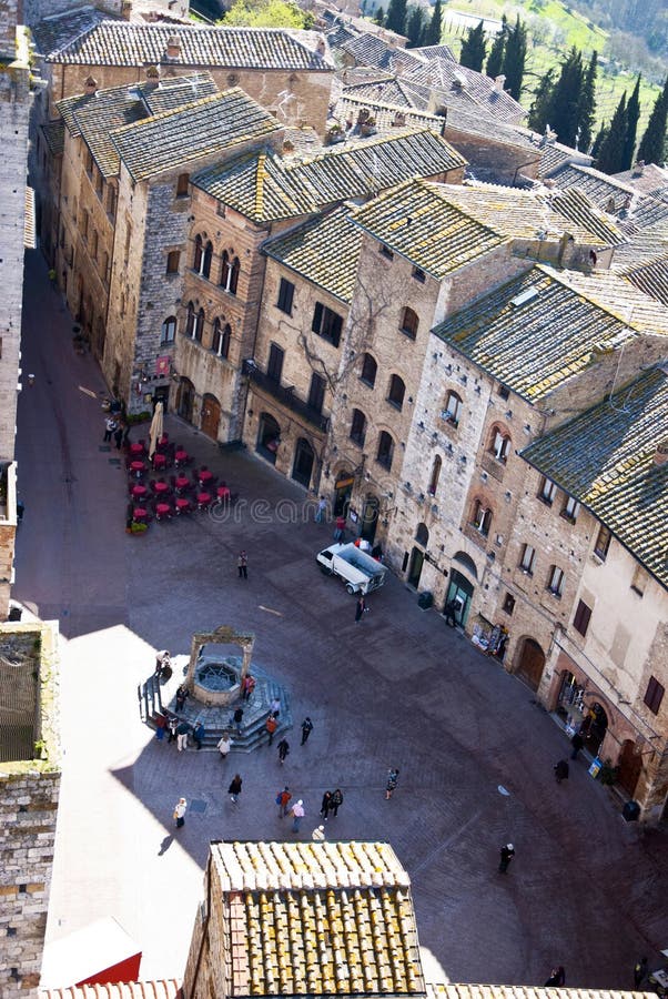 San Gimignano square - Tuscan italy