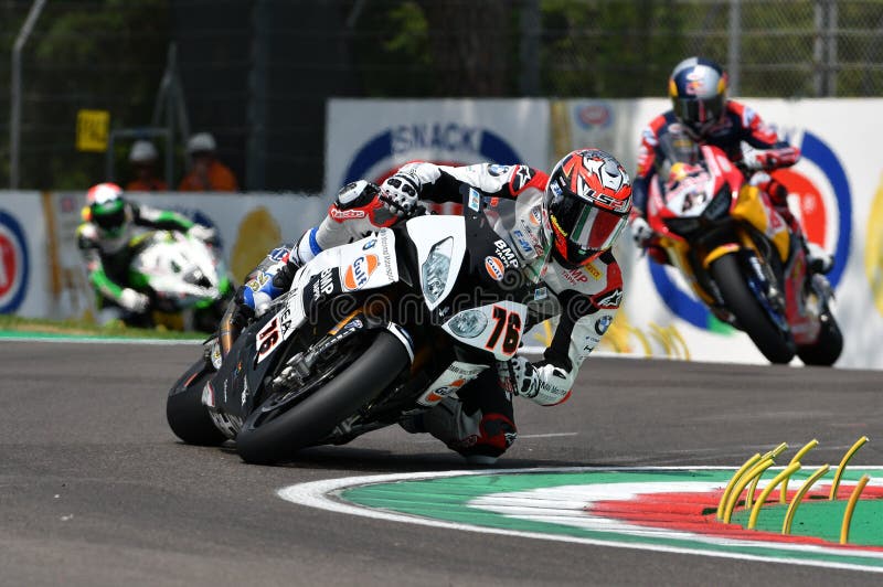 San Marino Włochy, Maj 11 -, 2018: Loris Baza FRA BMW S 1000 RR zatoki ALTHEA BMW Bieżna drużyna w akci, fotografia royalty free San Marino Włochy, Maj 11 -, 2018: Loris Baza FRA BMW S 1000 RR zatoki ALTHEA BMW Bieżna drużyna w akci, fotografia royalty free