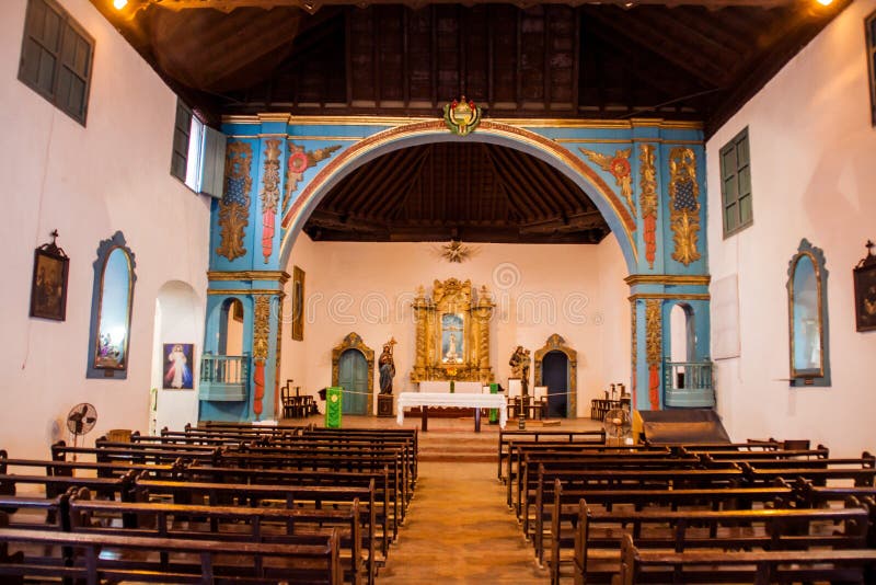 SANCTI SPIRITUS, ΚΟΎΒΑ - 7 ΦΕΒΡΟΥΑΡΊΟΥ 2016: Εσωτερικό της εκκλησίας δημάρχου Parroquial σε Sancti Spiritus, Κούβα Κούβας παλαιότ στοκ φωτογραφία SANCTI SPIRITUS, ΚΟΎΒΑ - 7 ΦΕΒΡΟΥΑΡΊΟΥ 2016: Εσωτερικό της εκκλησίας δημάρχου Parroquial σε Sancti Spiritus, Κούβα Κούβας παλαιότ στοκ φωτογραφία