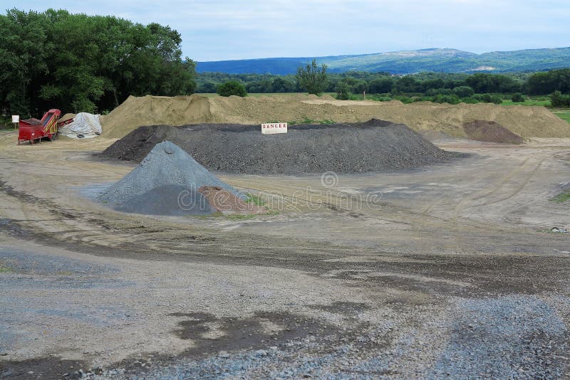 Sand-und Kies-Grube stockbilder Sand-und Kies-Grube stockbilder