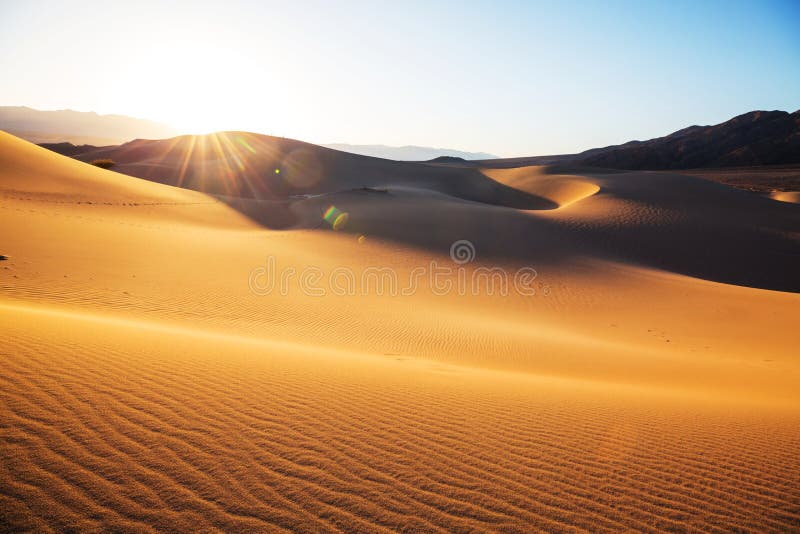 Sanddünen in Kalifornien lizenzfreie stockbilder Sanddünen in Kalifornien lizenzfreie stockbilder
