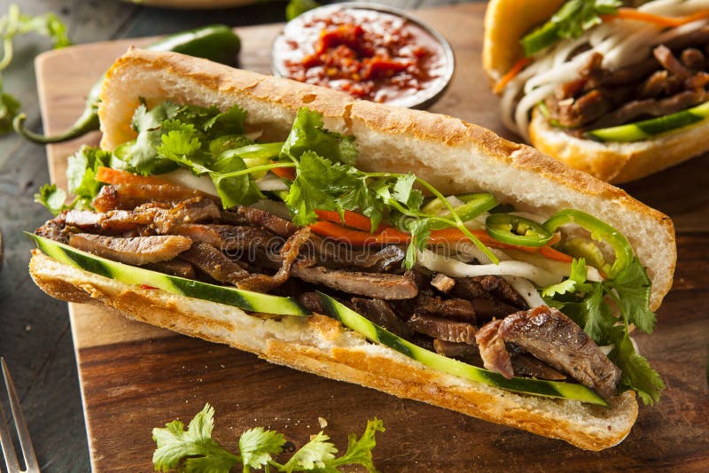 Sandwich vietnamien à Banh MI de porc