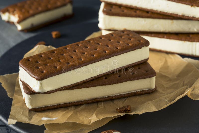 Sandwich Glacé Chocolat et Vanille Sucré photo libre de droits