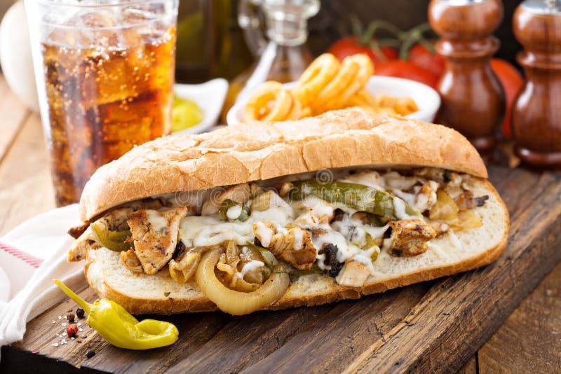 Sandwich à fonte de poulet photographie stock Sandwich à fonte de poulet photographie stock