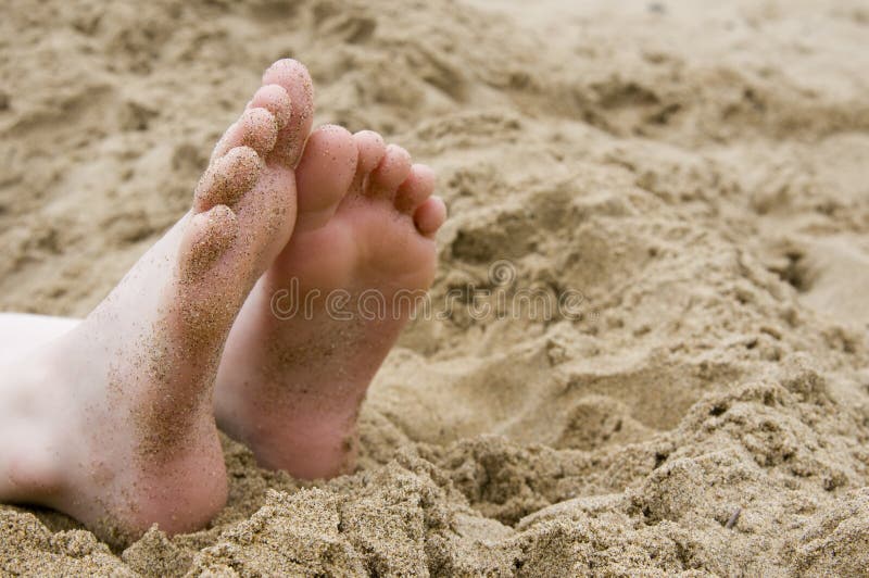 Sandy ноги. Feet Sand. Картинки скоро Мои ножки будут в песочке. Girls feet on Sand. Sat foot