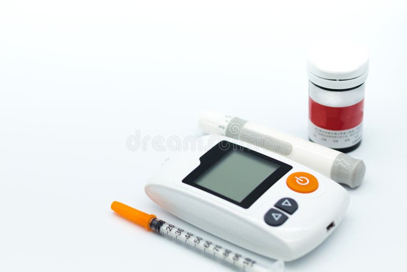 Sanità: Metro e siringa del glucosio Uso di immagine per medicina, diabete, glycemic, sanità, fondo di concetto della gente immagini stock libere da diritti Sanità: Metro e siringa del glucosio Uso di immagine per medicina, diabete, glycemic, sanità, fondo di concetto della gente immagini stock libere da diritti