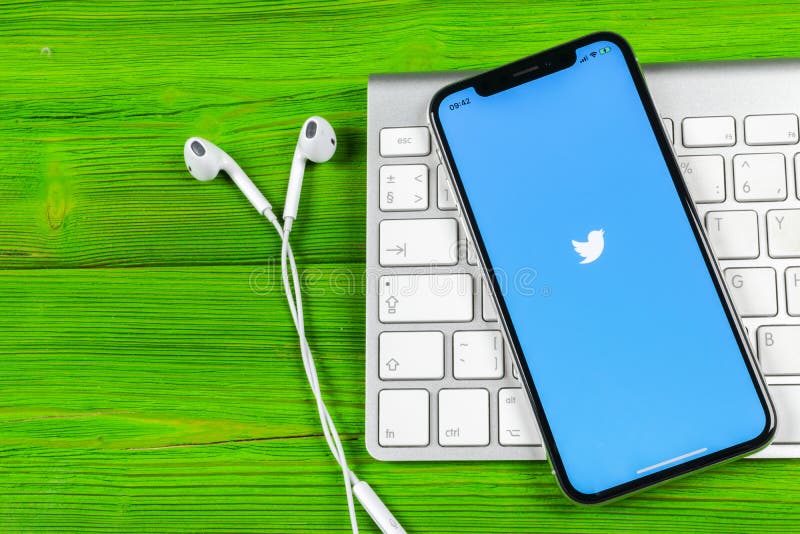 Twitter Application Icon On Apple IPhone X Smartphone Screen Close-up