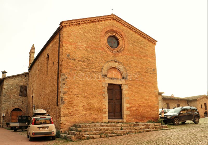 Sant ‘Agostino Church, San Gimignano imagen de archivo libre de regalías Sant ‘Agostino Church, San Gimignano imagen de archivo libre de regalías