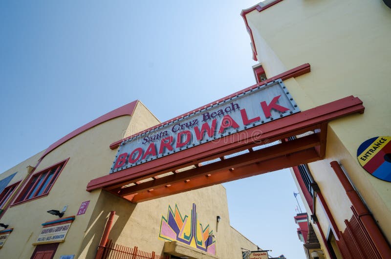 View of the entrance sign to the Santa Cruz boardwalk in California