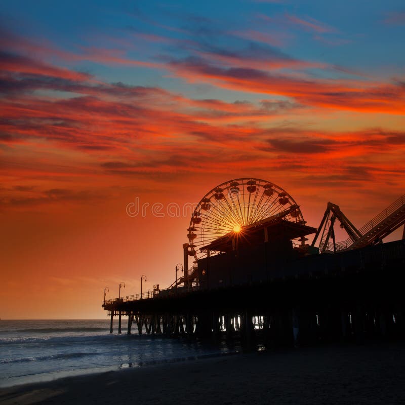 Santa Monica California sunset on Pier Ferrys wheel