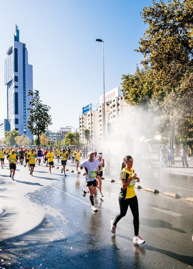 Santiago Marathon editorial photography. Image of sport 99981447