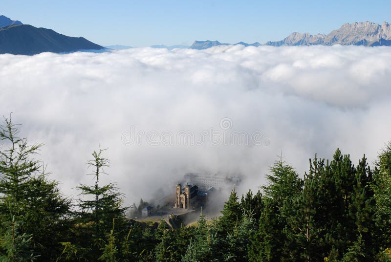 Santuario De Salette Del La Foto de archivo Imagen de francia