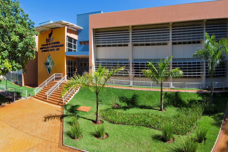 Sao Paulo University en Ribeirao Preto - el Brasil En julio de 2017 foto de archivo libre de regalías Sao Paulo University en Ribeirao Preto - el Brasil En julio de 2017 foto de archivo libre de regalías