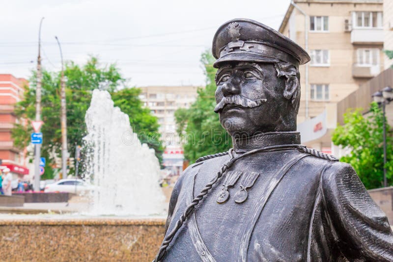 Saratov/Ryssland - Juli 18, 2018: Polismonument arkivbilder Saratov/Ryssland - Juli 18, 2018: Polismonument arkivbilder