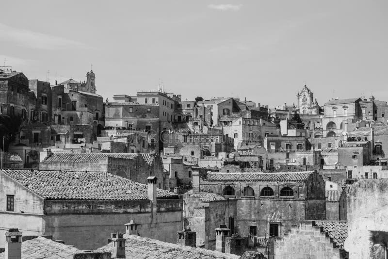 Sassi di Matera, krajobrazowy widok na włoskim antycznym jamy miasteczku fotografia royalty free Sassi di Matera, krajobrazowy widok na włoskim antycznym jamy miasteczku fotografia royalty free