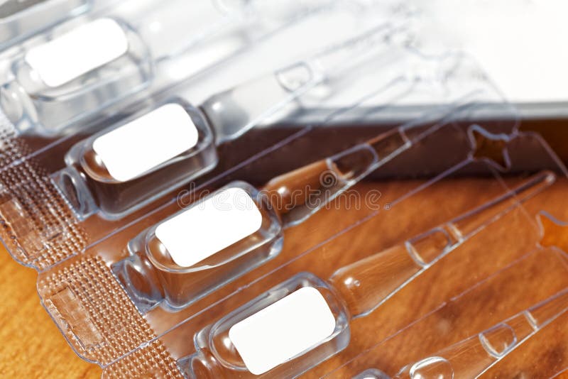 Satz Ampullen mit Medizin oder Kosmetikgesichtshautpflege-PR stockbild Satz Ampullen mit Medizin oder Kosmetikgesichtshautpflege-PR stockbild