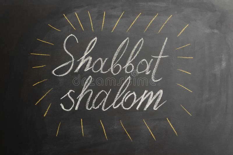 Shabat shalom - saudações judaicas e hebraicas. ilustração em vetor preto e  branco de um copo com velas. conceito de judaísmo. 10737875 Vetor no  Vecteezy