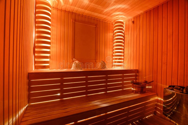 Sauna En El Complejo De Bienestar Foto editorial Imagen de salud