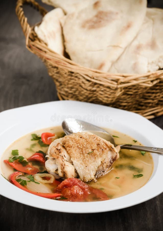 Saure Suppe des Huhns lizenzfreie stockbilder